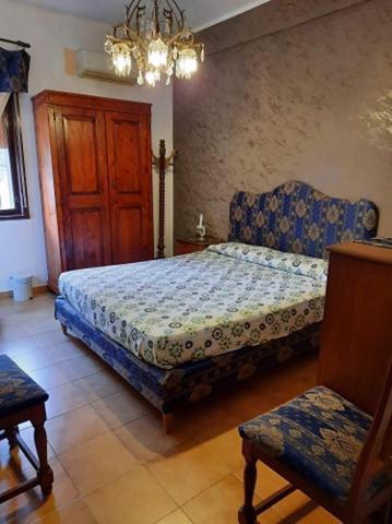 B B Casa Vacanze Il Pino Di Pino Lascari Luaran gambar