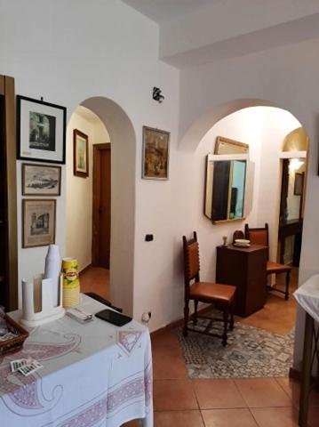 B B Casa Vacanze Il Pino Di Pino Lascari Luaran gambar